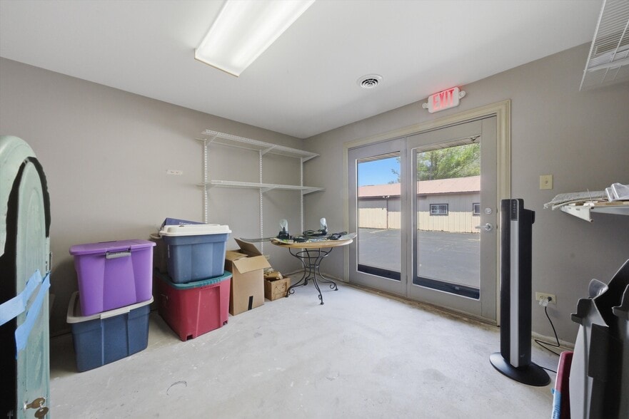 More Photos Of 2304 Plainfield Rd, Crest Hill Medical For Sale