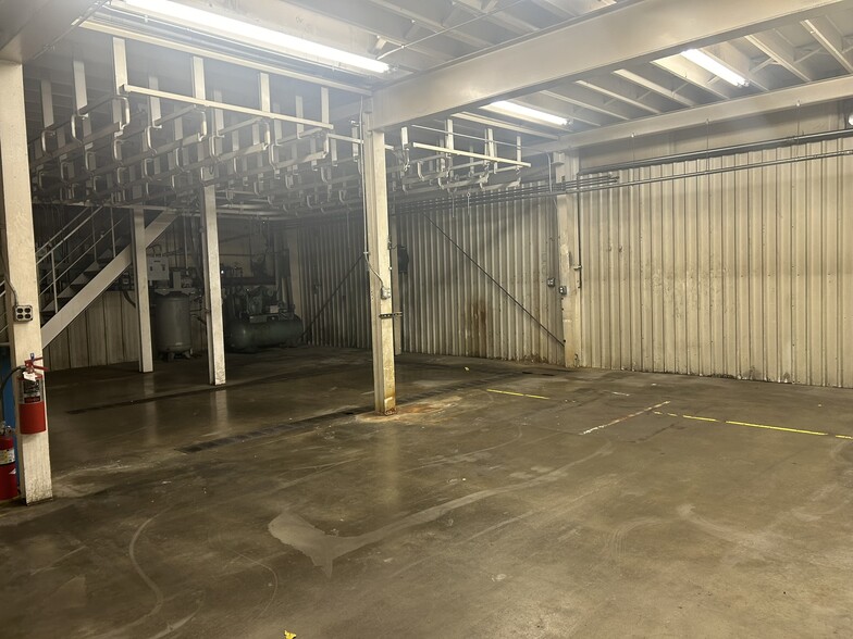 More Photos Of 5151 E 56th Ave, Commerce City Manufacturing For Sale