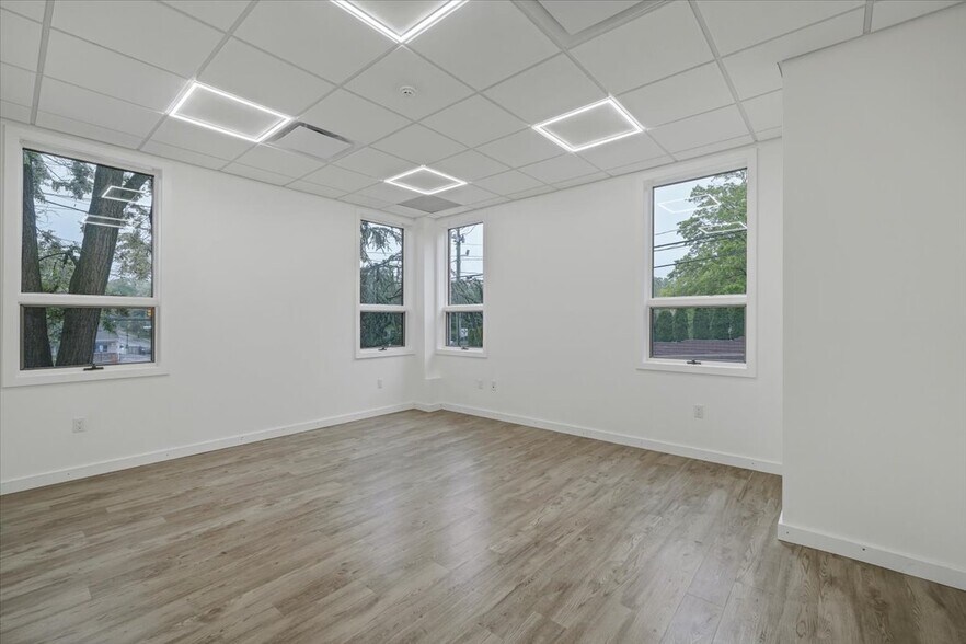 More Photos Of 72 Summit Ave, Montvale Office Residential For Lease