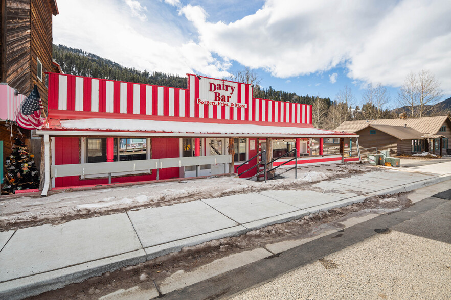 Primary Photo Of 417 Main - NM 38 hwy, Red River Restaurant For Sale