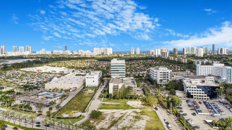 More Photos Of 20900 NE 30th Ave, Aventura Office Residential For Sale