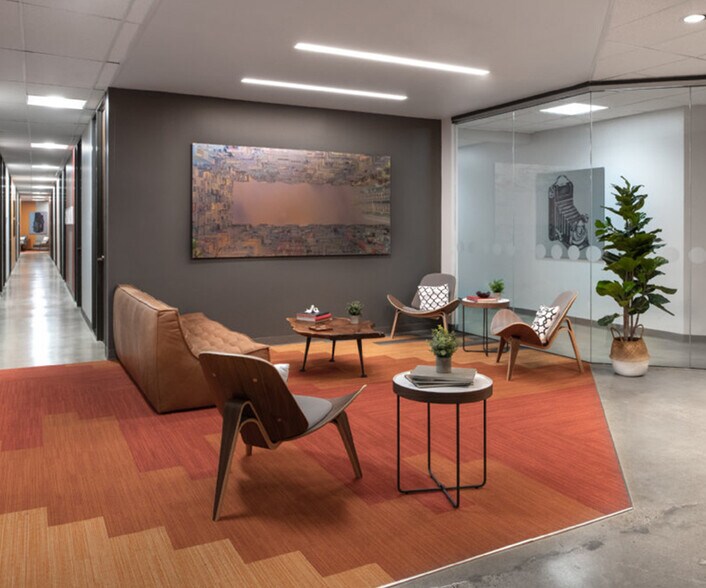 More Photos Of 7676 Hillmont St, Houston Office For Lease