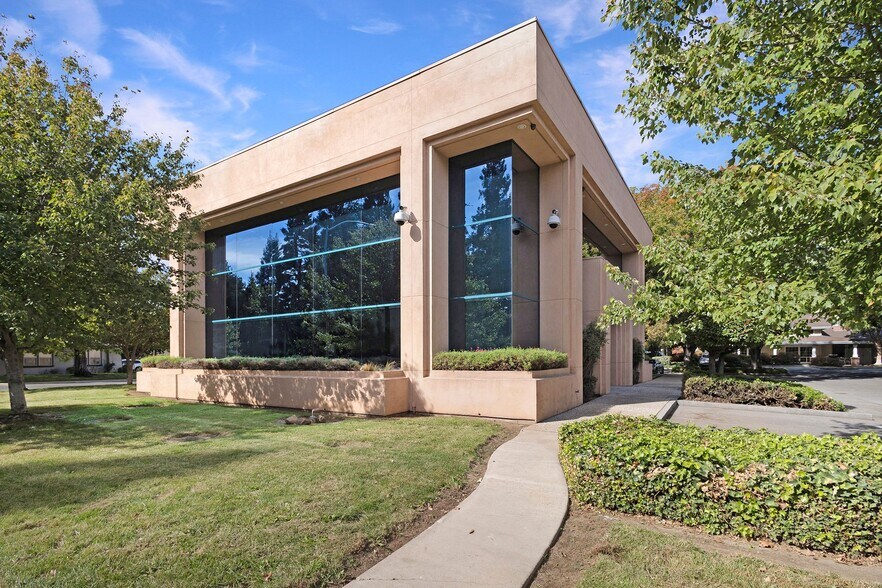 Primary Photo Of 500 W East Ave, Chico Office For Sale