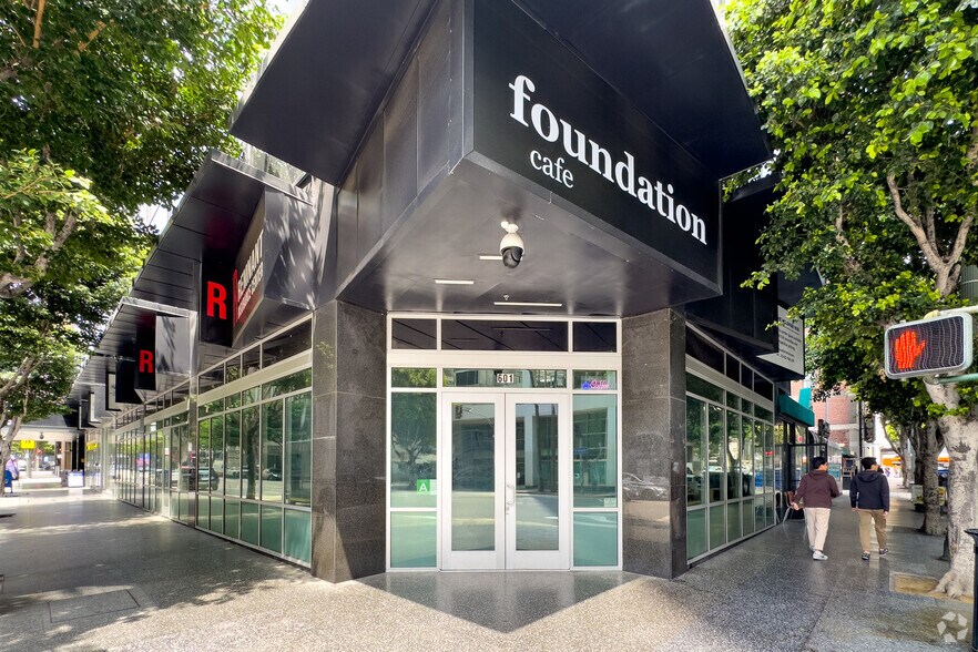 More Photos Of 609-611 Wilshire Blvd, Los Angeles Office For Lease