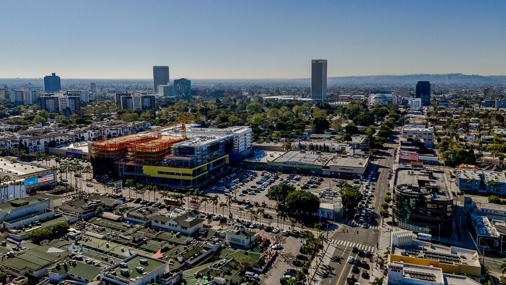 More Photos Of 109-111 N Fairfax Ave, Los Angeles Storefront For Sale