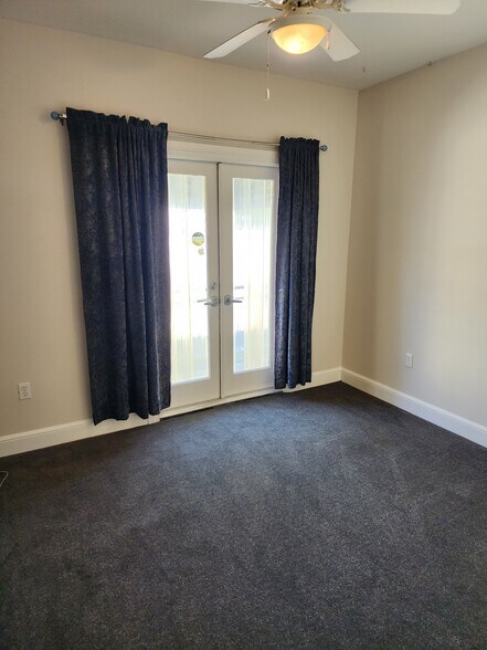 More Photos Of 3001 W Azeele St, Tampa Office For Lease