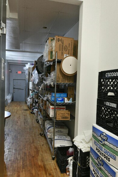 More Photos Of 239 Main St, Shelby Bar For Sale