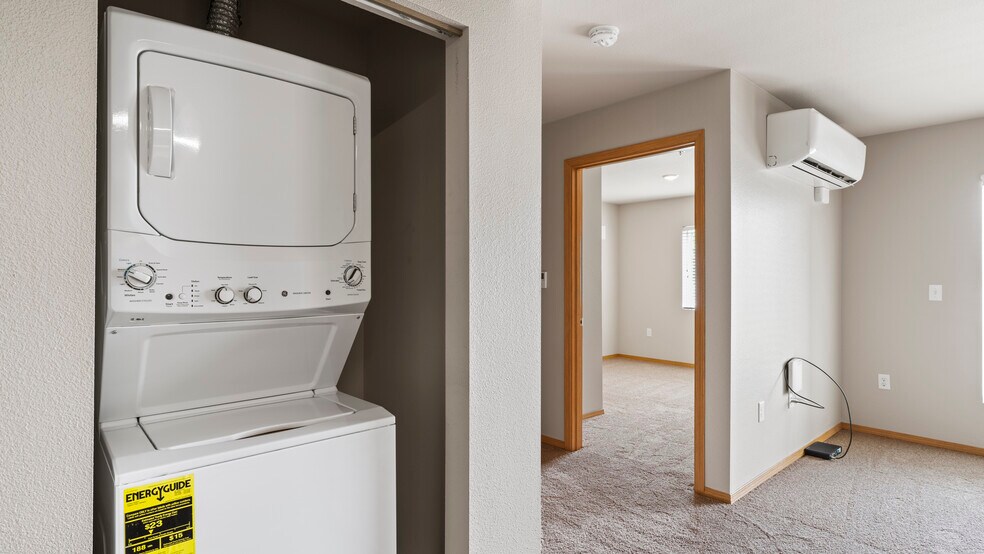 More Photos Of 215 University Dr, Richland Apartments For Sale