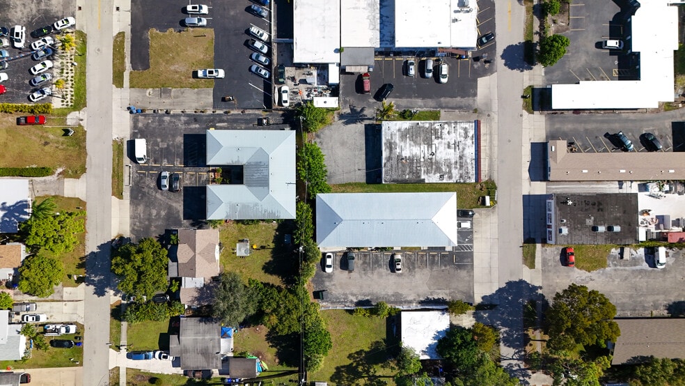 More Photos Of , Fort Myers Multifamily For Sale