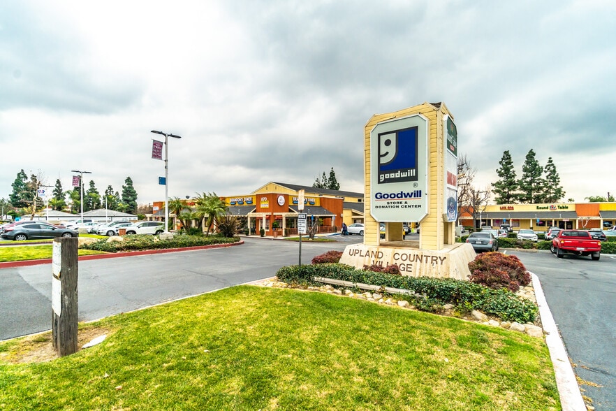 More Photos Of 710-870 E Foothill Blvd, Upland Unknown For Lease