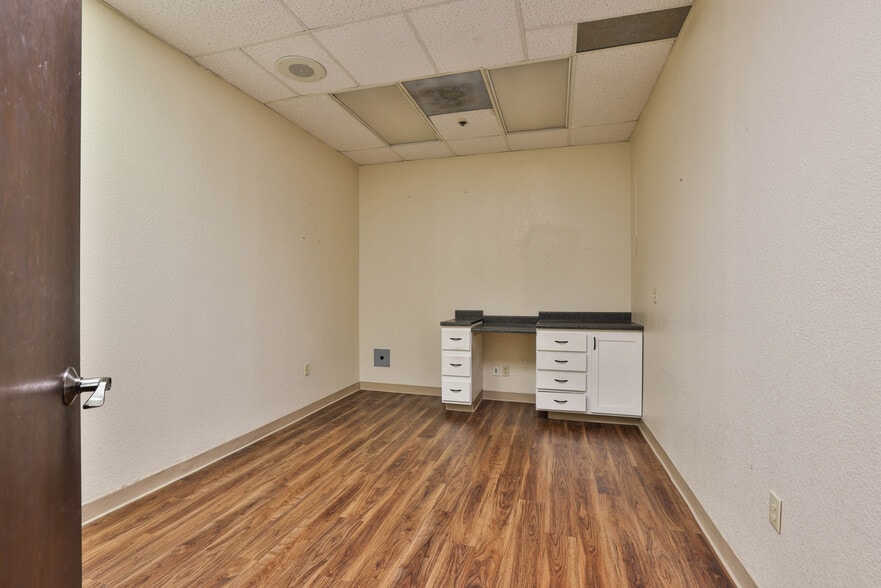 More Photos Of 260 S Sunnyvale Ave, Sunnyvale Office For Lease
