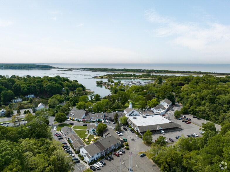 More Photos Of 97-147 Main St, Stony Brook Unknown For Lease