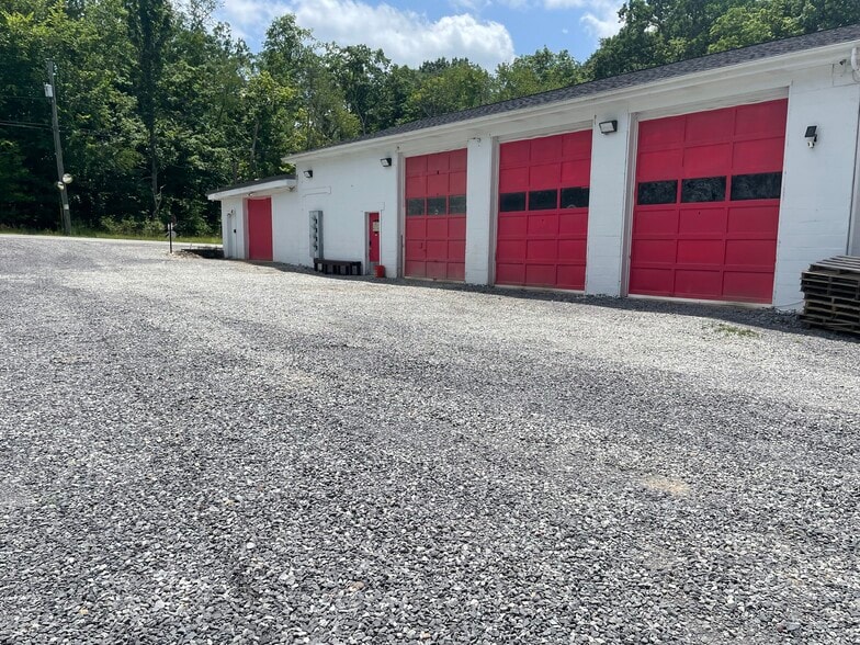 Primary Photo Of 479 Vance Station Rd, Washington Warehouse For Sale