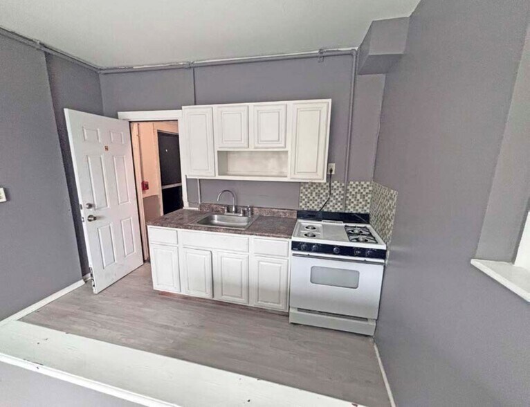 More Photos Of 743-751 Arctic St, Bridgeport Multifamily For Sale