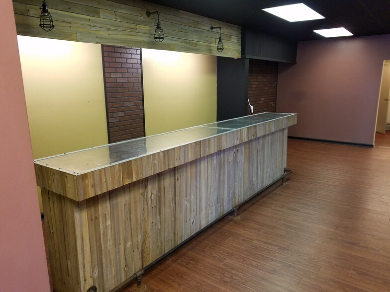 More Photos Of 115 W Jefferson St, Butler Apartments For Sale