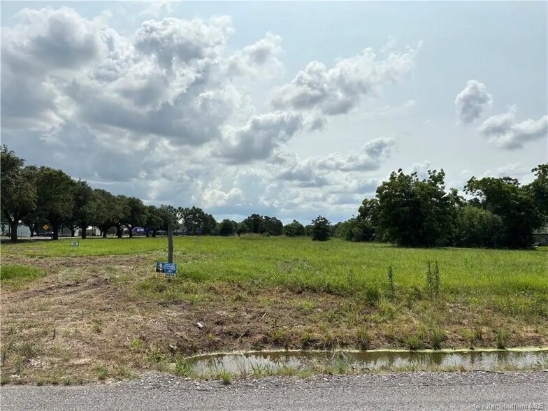More Photos Of 1 Ramoin Street St, Sulphur Land For Sale