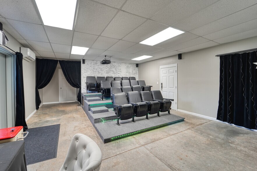 More Photos Of 27881 Salem Minor Hill Rd, Lester Sports And Entertainment For Sale