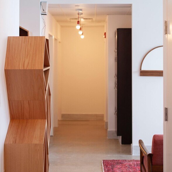 More Photos Of 10-30 Liberty Blvd, Malvern Freestanding For Lease