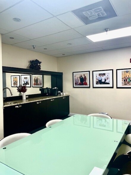 More Photos Of 2801 NW 74th Ave, Miami Medical For Lease