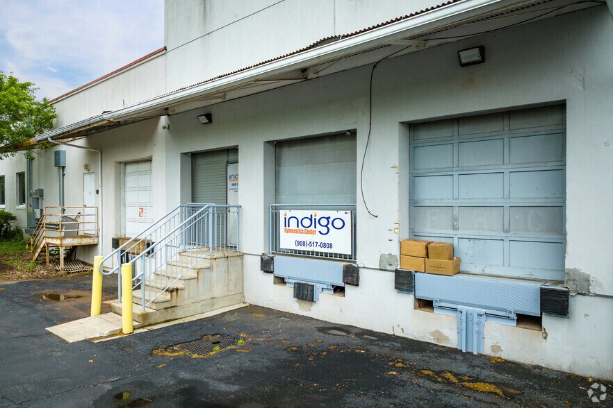 More Photos Of 705 Central Ave, New Providence Warehouse For Lease