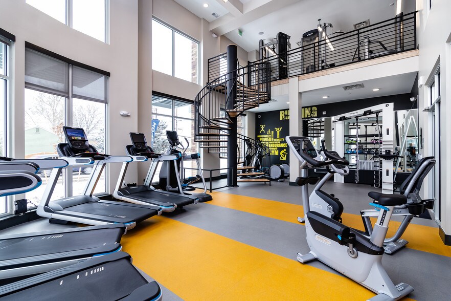 More Photos Of 399 E Dry Creek Rd, Littleton Multifamily For Sale