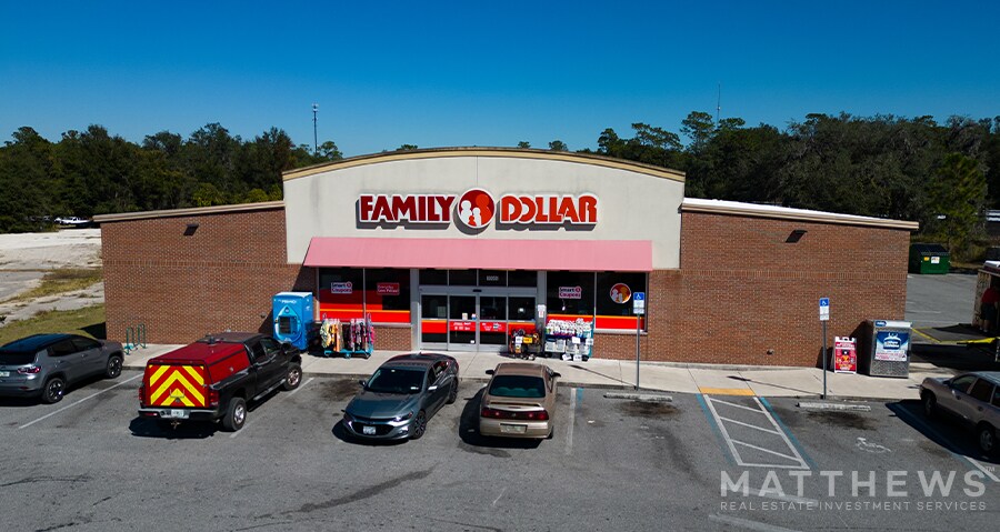 Primary Photo Of 15965 E Highway 40, Silver Springs General Retail For Sale