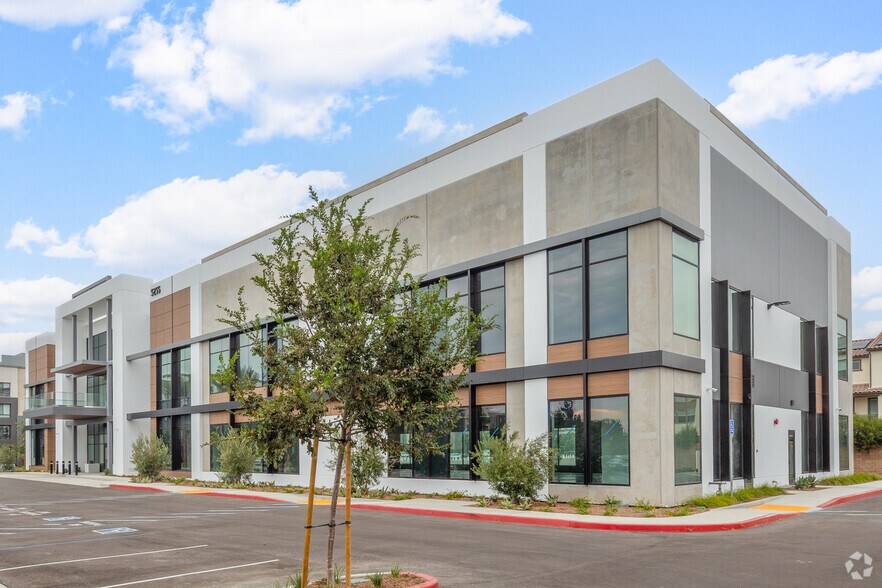 More Photos Of 5255 Katella Ave, Cypress Medical For Lease