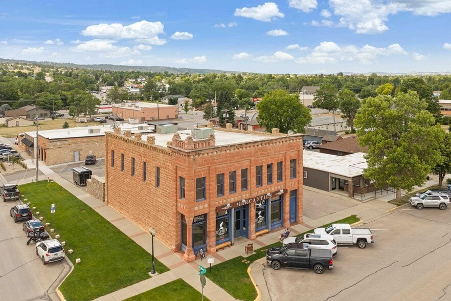 Primary Photo Of 701 N 5th St, Spearfish Restaurant For Sale