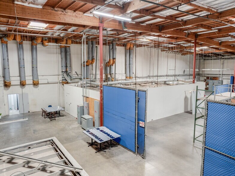 More Photos Of 21 Morgan, Irvine Warehouse For Lease