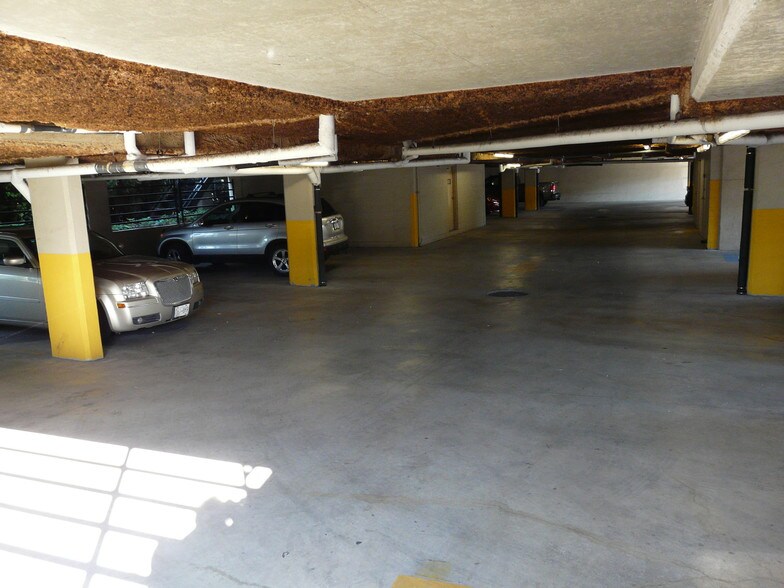 More Photos Of 33623 Wildwood Dr, Abbotsford Medical For Lease