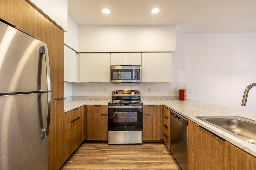 More Photos Of 7290 N Oldfather Dr, Tucson Apartments For Sale