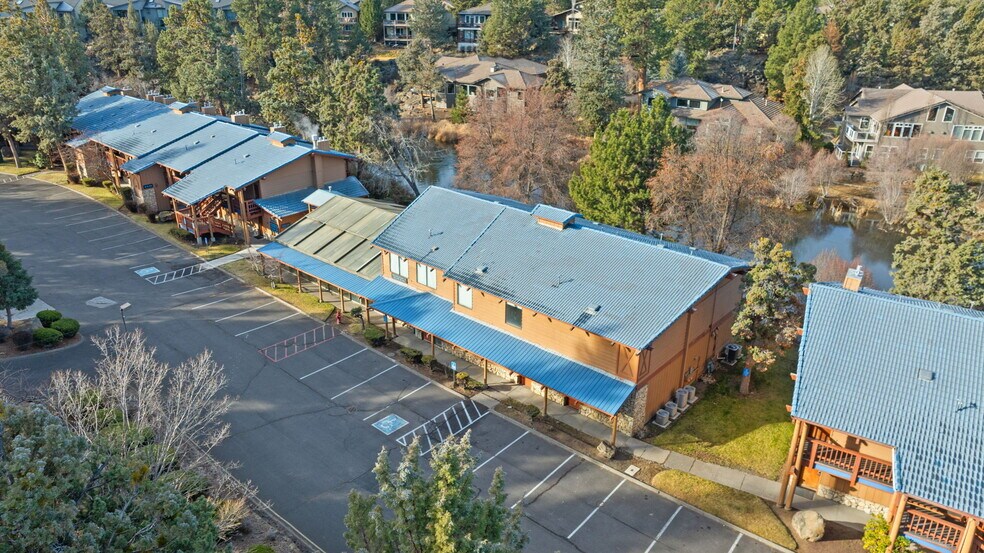 More Photos Of 3105 NE O. B. Riley Rd, Bend Hotel For Sale