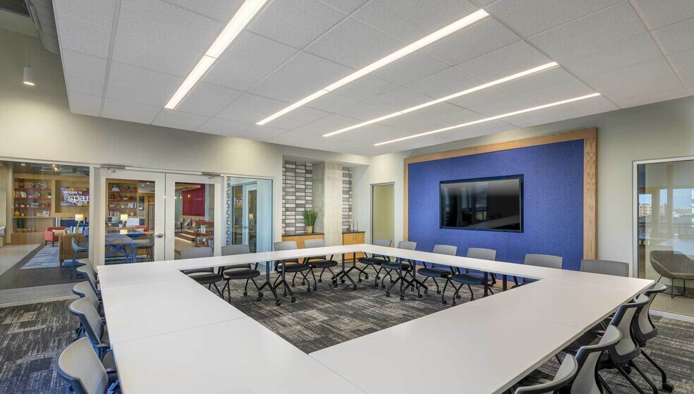 More Photos Of 621 E Pratt St, Baltimore Office For Lease