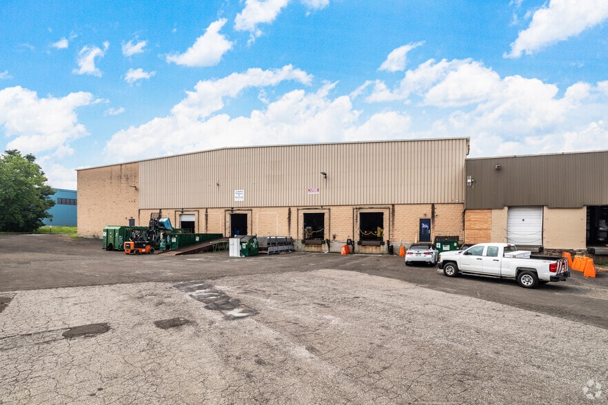 More Photos Of 10551 Decatur Rd, Philadelphia Warehouse For Lease