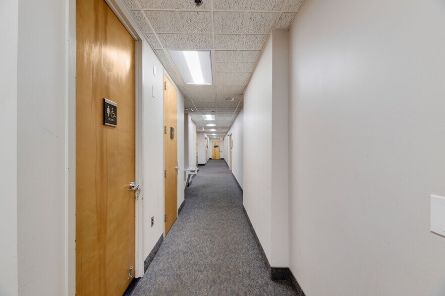 More Photos Of 312 Marshall Ave, Laurel Office For Lease