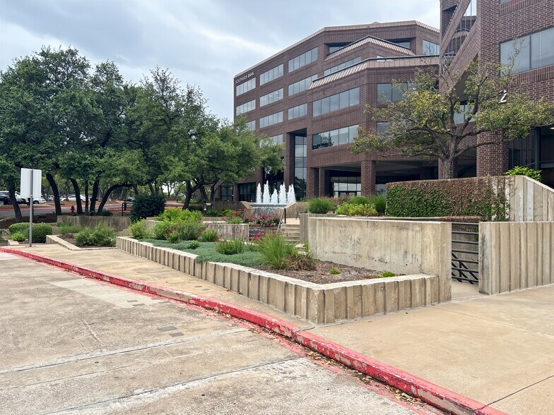 More Photos Of 1250 S Capital of Texas Hwy, Austin Coworking Space