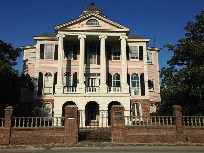 More Photos Of 635 E Bay St, Charleston Office Residential For Lease