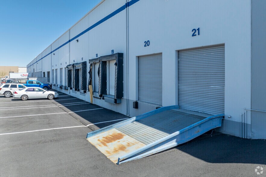 More Photos Of 964 United Cir, Sparks Unknown For Lease