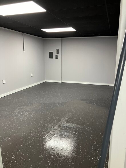 More Photos Of 329-339 Us-123-byp, Seneca Unknown For Lease