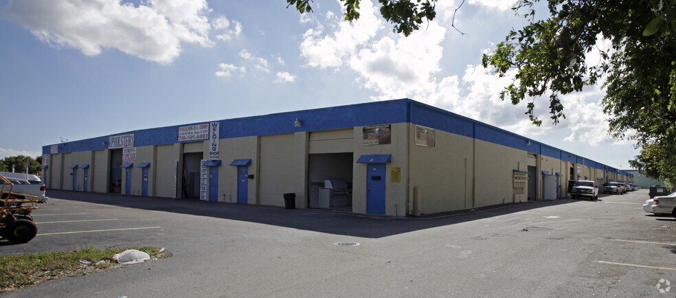 More Photos Of 10700 SW 190th St, Miami Warehouse For Lease