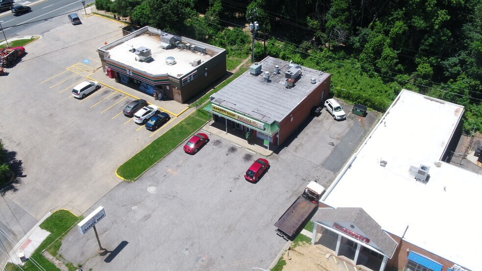 More Photos Of 13986 Jefferson Davis Hwy, Woodbridge Freestanding For Sale