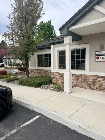 More Photos Of 970 Roberta Ln, Sparks Office For Lease