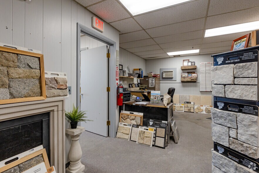 More Photos Of 180 Shepard Ave, Wheeling Warehouse For Sale