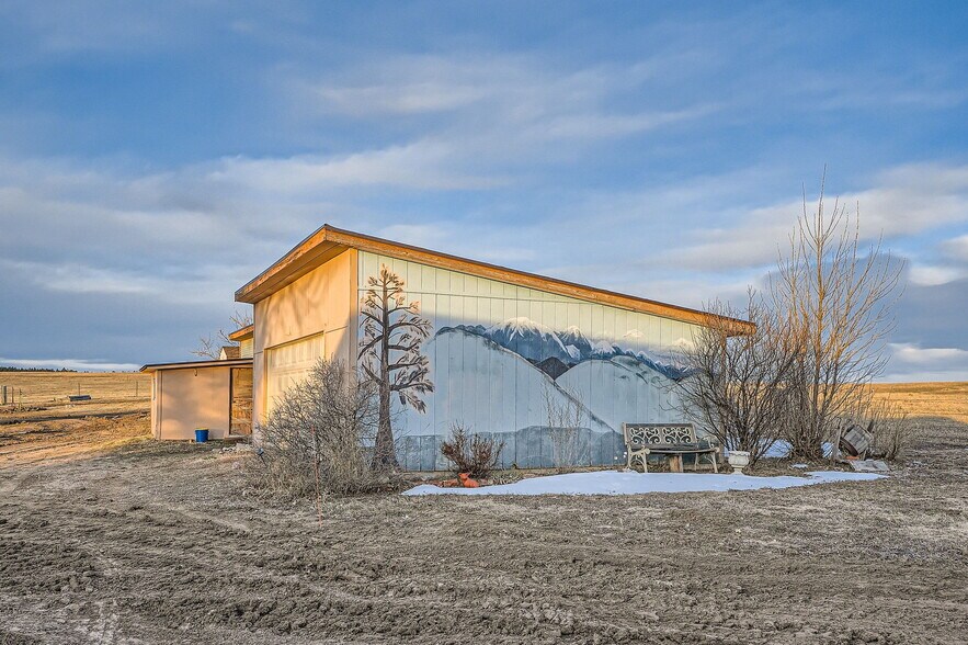 More Photos Of 754 Highway 86, Elizabeth Office For Sale