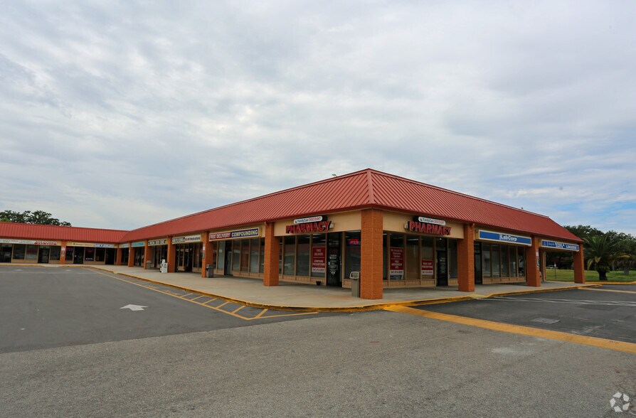 More Photos Of 3633 Cortez Rd W, Bradenton Storefront For Lease