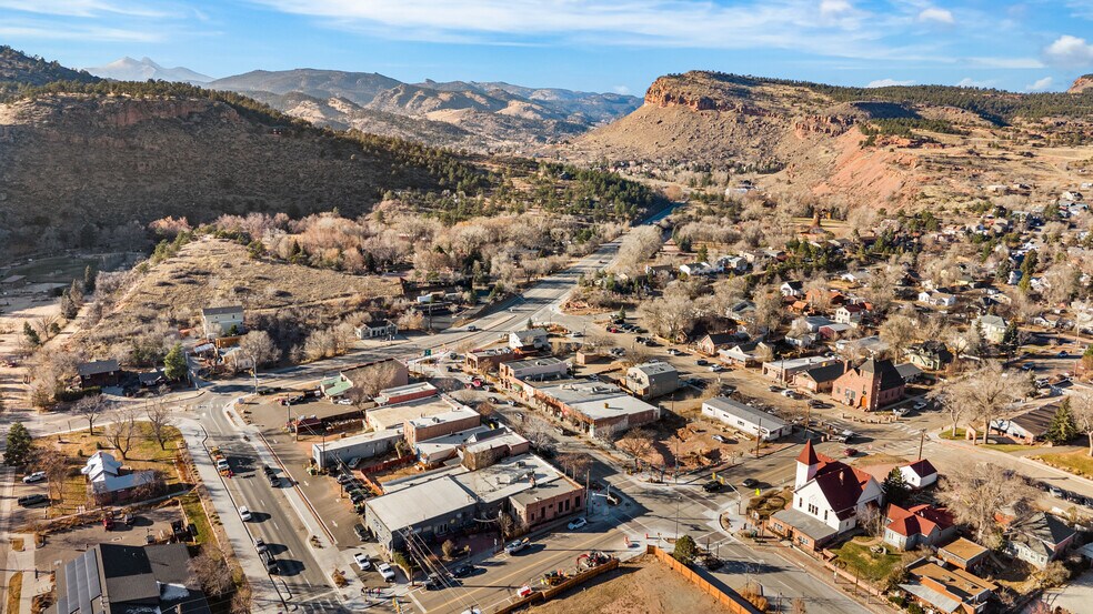 More Photos Of 431 Main St, Lyons Storefront Retail Office For Lease