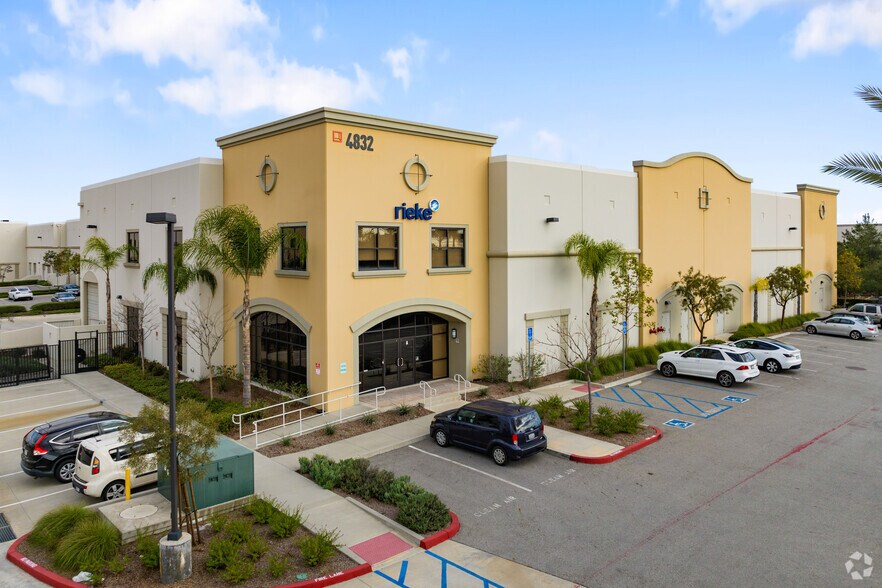 Primary Photo Of 4832-4850 Azusa Canyon Rd, Irwindale Warehouse For Lease