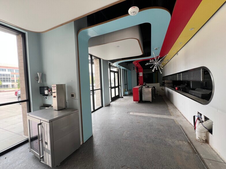 More Photos Of 13650 E Colfax Ave, Aurora Apartments For Lease