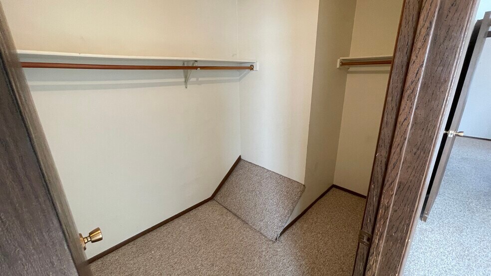 More Photos Of 114 8th Ave SE, Mayville Apartments For Sale