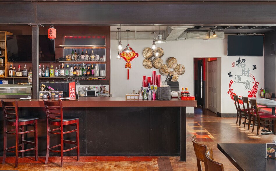 More Photos Of 720 Lincoln Ave, Steamboat Springs Restaurant For Sale